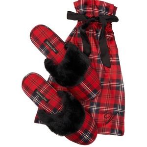 Victoria’s Secret Signature Satin Slipper new